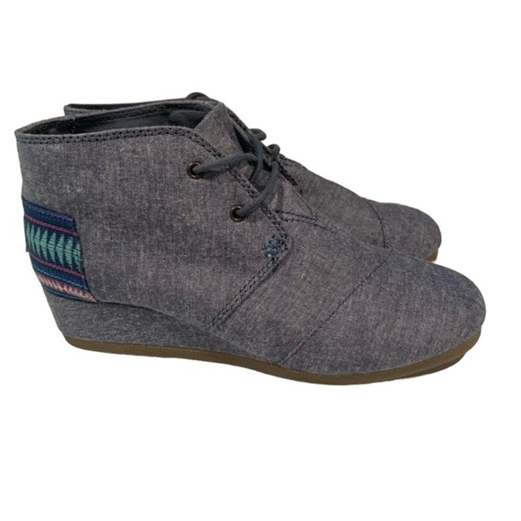 🌺TOMS Cotton Linen Boho Wedge Booties in Blue/Gray Size 5.5🌺 - Picture 1 of 6